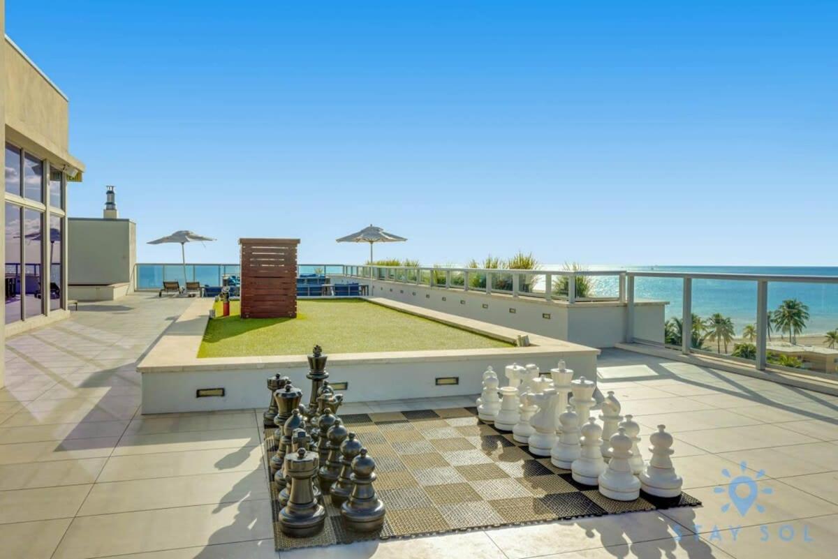 Perfect Relax - Rooftop Pool - Gym - Hot Tub Hollywood Zewnętrze zdjęcie